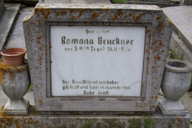 Bruckner Ramona 1971-1971 Grabstein